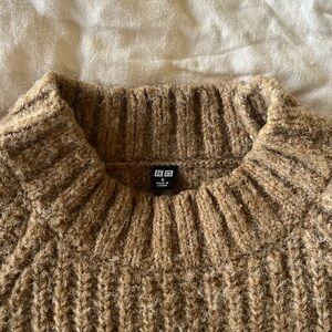 Uniqlo Brown Sweater